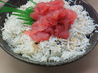 まぐろの王様の「しらす丼」